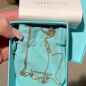 COPY - Tiffany infinity necklace
